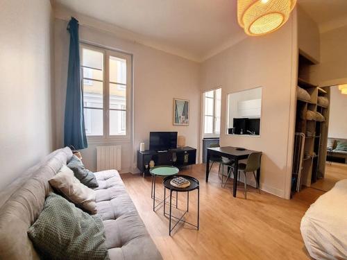 Magnifique Appartement - Hôtel du Parc - VICHY : Appartements proche de Cognat-Lyonne