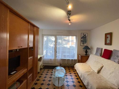 Appartement Aix-les-Bains, 2 pièces, 2 personnes - FR-1-555-78 : Appartements proche de Tresserve