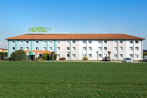 B&B HOTEL Mulhouse Sausheim : Hotels proche d'Ottmarsheim