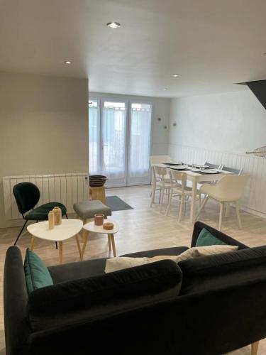 Small and cosy renovated house in Reims : Maisons de vacances proche de Sainte-Marie-de-Ré