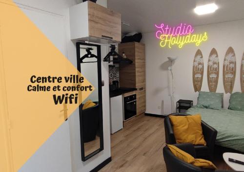 **Studio Holidays** Centre ville 20 m2 : Appartements proche de Saint-Jean-sur-Moivre