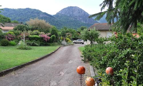 Gîte Lotus du clos des pradals climatisé : Maisons de vacances proche de Tarascon-sur-Ariège