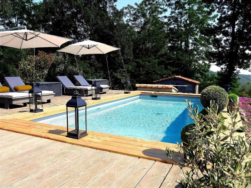 Magnificent cottage in Payzac with heated pool : Maisons de vacances proche de Pied-de-Borne