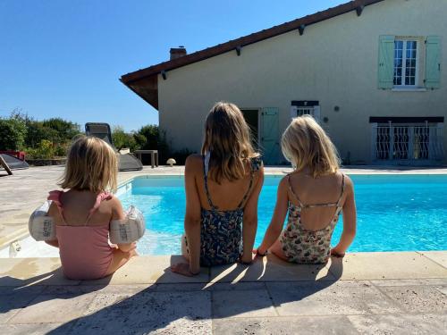 Maison Héléna by hellofriends, au vert, piscine, padel : Maisons de vacances proche de Trucy-l'Orgueilleux