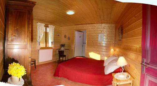 Maison de 2 chambres avec jardin clos et wifi a Verrieres en Forez : Maisons de vacances proche de Bard