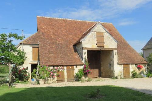 Ancienne grange rénovée : Maisons de vacances proche de Le Grand-Pressigny