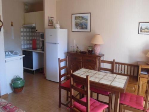 Appartement Amélie-les-Bains-Palalda, 2 pièces, 2 personnes - FR-1-703-64 : Appartements proche de Montbolo
