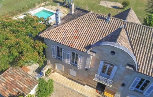 Beautiful Home In Saint-christoly-de-bla With Outdoor Swimming Pool, Private Swimming Pool And 3 Bedrooms : Maisons de vacances proche de Saint-Christoly-de-Blaye