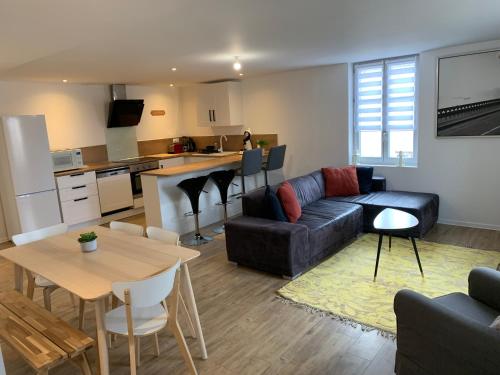 Bel Appartement au cœur du village : Appartements proche de Lays-sur-le-Doubs