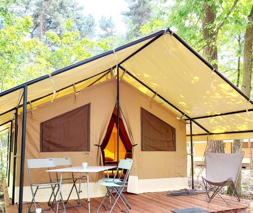 Camping ONLYCAMP LES PREMIERES VIGNES : Campings proche d'Aloxe-Corton