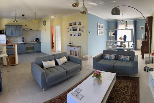 Maison de Charme aux Portes des Cévennes : Maisons de vacances proche de Soustelle