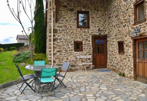 Cottage calme et reposant en pleine nature : Maisons de vacances proche de Pinols