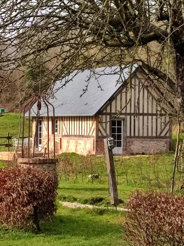 Le gite du pré dorė : Maisons de vacances proche de Les Authieux-sur-Calonne