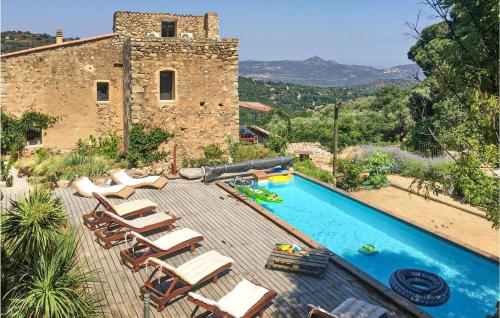 Beautiful Home In Ville-di-paraso With Wifi, Private Swimming Pool And Outdoor Swimming Pool : Maisons de vacances proche de Vallica