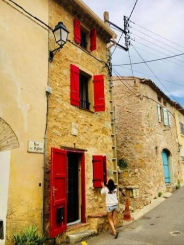 Jolie maison village 4 couchages &Terrasse à Fitou : Maisons de vacances proche de Treilles