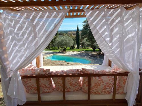 Authentique mas de charme avec piscine à louer en Provence : Villas proche de Saint-Hippolyte-le-Graveyron
