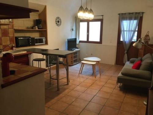 Tres jolie appartement avec petite cour agréable : Appartements proche de Murviel-lès-Montpellier