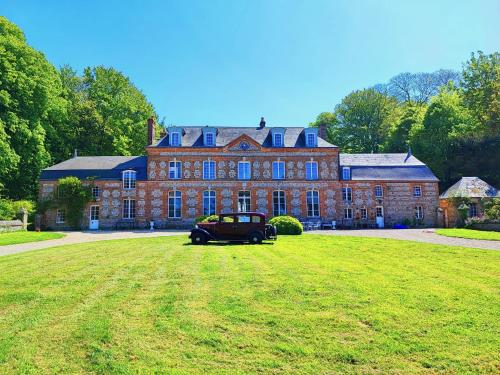 Domaine du Château de Briquedalles : Maisons de vacances proche de Criquetot-le-Mauconduit