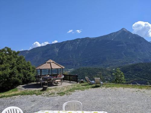 Gîte en montagne : La Terrasse du Rabioux : Maisons de vacances proche de Châteauroux-les-Alpes
