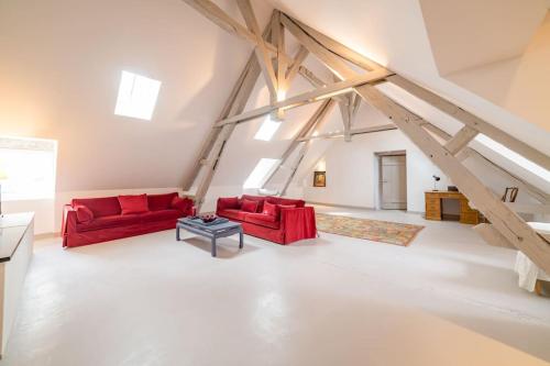 Magnifique Loft à Avallon 6 personnes : Appartements proche de Sauvigny-le-Bois