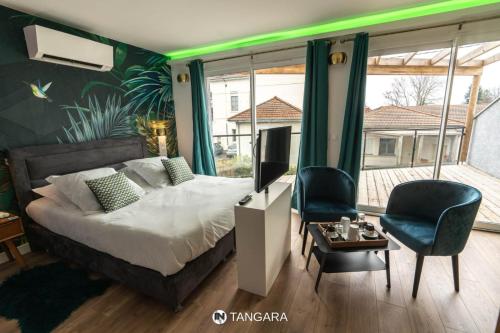 Tangara : Love hotels proche de Le Plantay