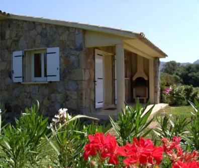 Les bergeries d'Ogliastrello : Maisons de vacances proche de Figari