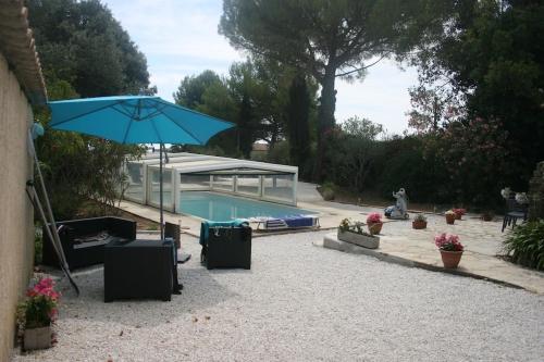Villa, avec piscine chauffée : Villas proche de Servian
