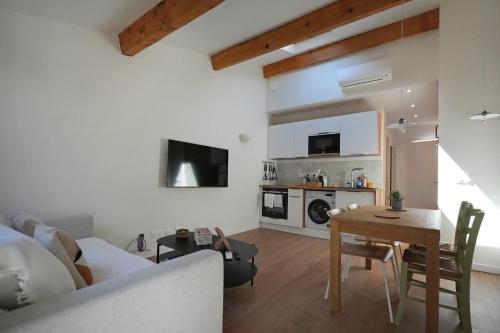 Apartment La Tourterelle I Electio : Appartements proche de Le Puy-Sainte-Réparade