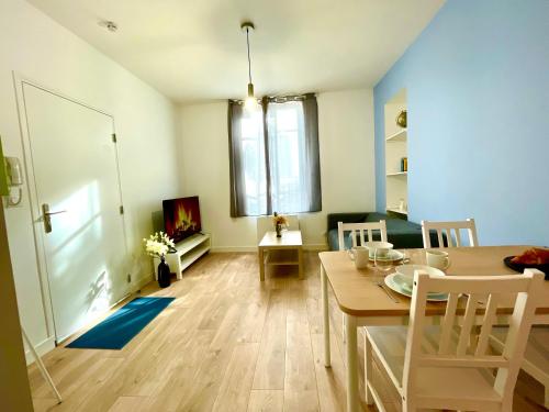 Le Lagon Bleu - Centre Ville - Maison Boucicaut : Appartements proche de Mellecey
