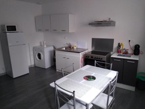 Appartement Périgord blanc : Appartements proche de Saint-Front-de-Pradoux