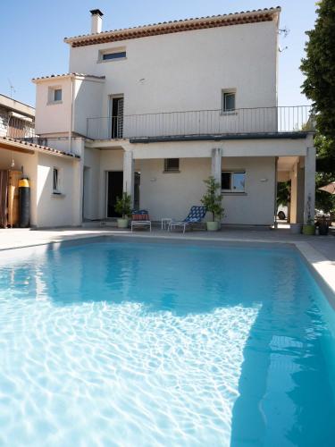 Jolie maison en Provence : Villas proche d'Oraison