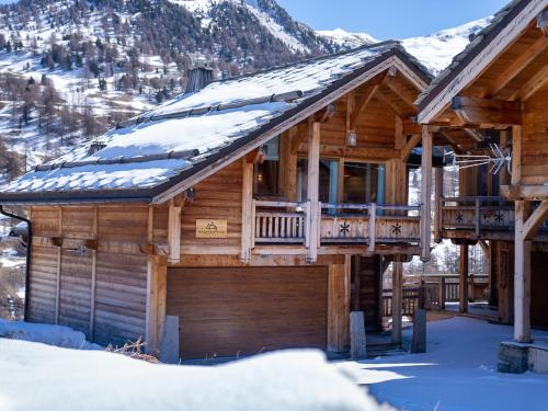 Chalet Mountainside avec sauna et jacuzzi à 200m des pistes : Chalets proche de Saint-Paul-sur-Ubaye