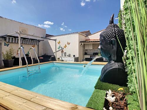 Maison piscine proche La Rochelle : Maisons de vacances proche de Virson