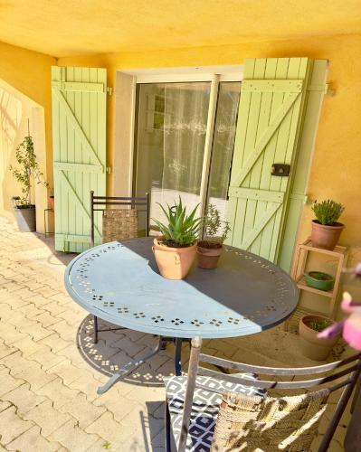 Sous le balcon de Mimishe, en Provence Verte, centre VAR : Appartements proche de Montfort-sur-Argens