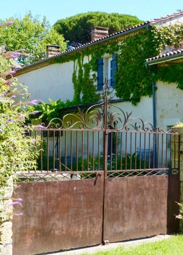 La Petite Saubotte : Maisons de vacances proche de Saint-Léger-de-Balson