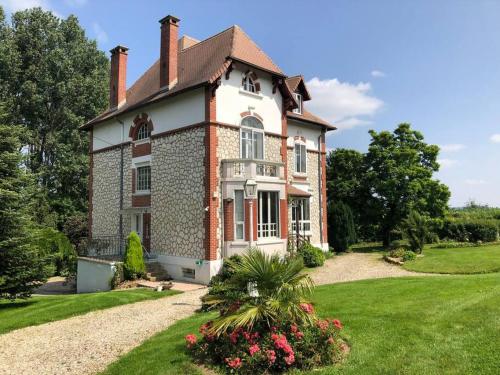 Villa Lenoir : Villas proche de Beaumé