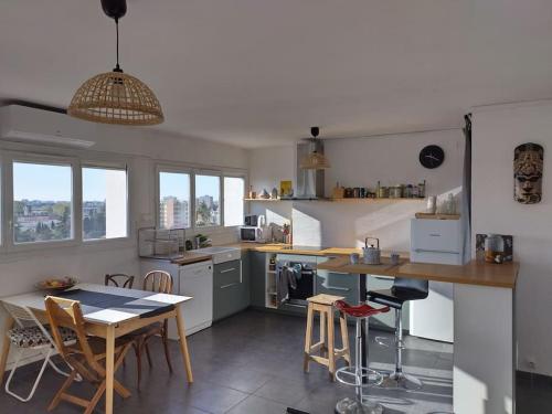 3 bedroom apartment with AC & parking : Appartements proche de Castelnau-le-Lez