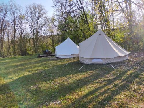 Tente tipi aux Gorges de l'Aveyron : Tentes de luxe proche de Puygaillard-de-Quercy