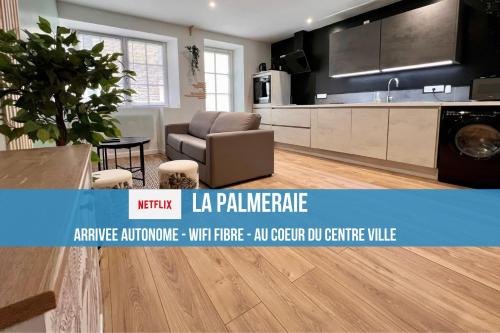 LA PALMERAIE -wifi fibre- centre ville -PROPERTY RENTAL NM : Maisons de vacances proche de Saint-Martin-des-Fontaines
