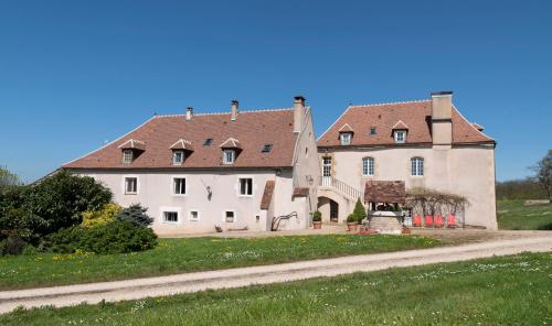 Viola : Maisons de vacances proche de Vault-de-Lugny