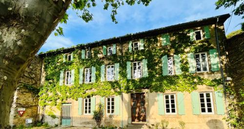 Domaine La Belle Dame sans Regrets : B&B / Chambres d'hotes proche de Félines-Termenès