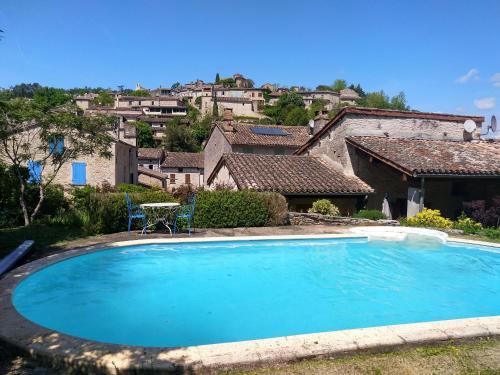 Bruniquel - Magnifique villa 6 personnes - Piscine privée - Vue imprenable sur le village : Villas proche de Puygaillard-de-Quercy