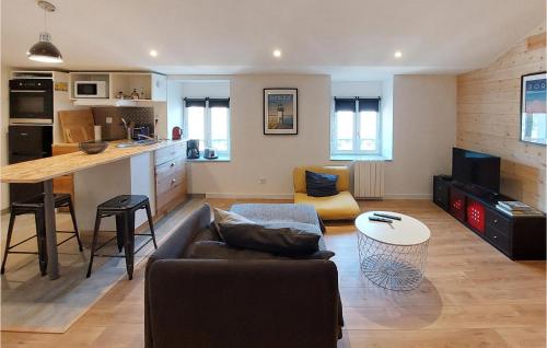 Nice Apartment In Paimboeuf With Wifi : Appartements proche de Lavau-sur-Loire