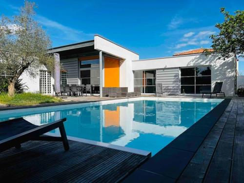 Maison d’architecte à Clisson : Villas proche d'Aigrefeuille-sur-Maine