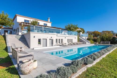 Easy Clés- Luxury Villa with a breathtaking view : Villas proche de Guéthary