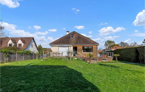 Beautiful Home In Gyf-sur-yvette With Wifi And 4 Bedrooms : Maisons de vacances proche de Limours