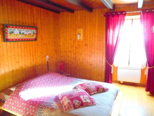 Appartement d'une chambre avec terrasse amenagee et wifi a Le Bouchet Mont Charvin : Appartements proche de Serraval
