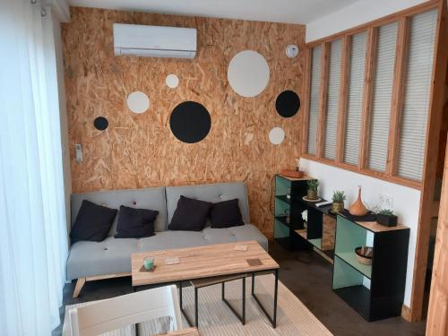 Location Studio indépendant avec terrasse : Appartements proche de Martignas-sur-Jalle