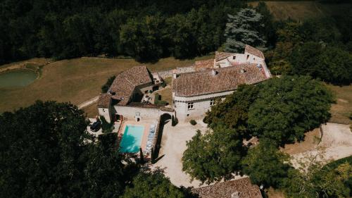 Château de Pleneselve : Maisons de vacances proche de La Croix-Blanche