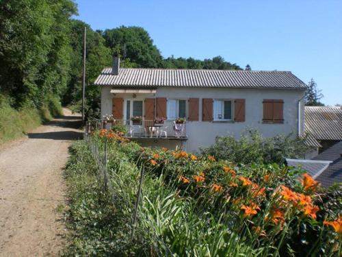 Gîte Saint Michel 2 étoiles : Maisons de vacances proche de Sylvanès
